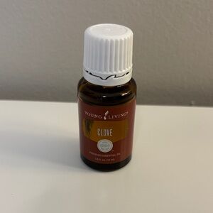NEW Young Living Clove Essential Oil, 15ml